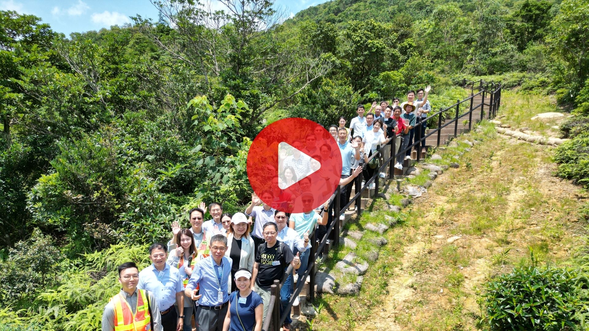 The member of Sai Kung District Office and Sai Kung District Councilors visited the improved Tai Sheung Tok hiking trail. Watch video.